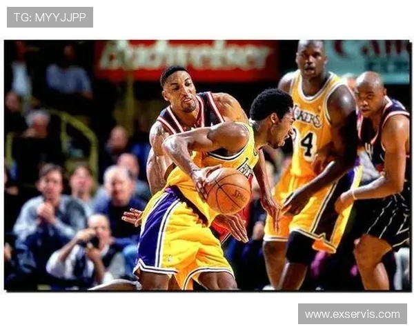 斯科蒂·皮蓬的篮球传奇:从无名角色到NBA历史巨星的崛起与辉煌 斯科蒂·皮蓬的篮球传奇:从无名角色到NBA历史巨星的崛起与辉煌