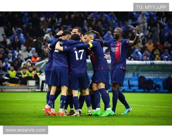 巴黎圣日耳曼与马赛激战即将上演 法甲经典对决引爆足球热潮